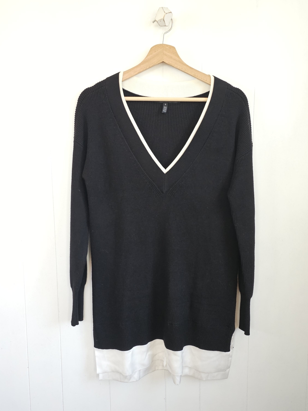 WHBM Black And White Oversized Tunic Sweater